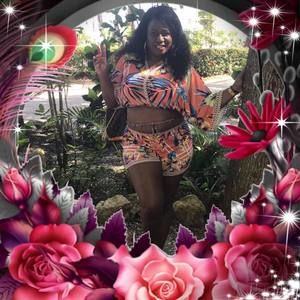 Meet your Posher, Simone